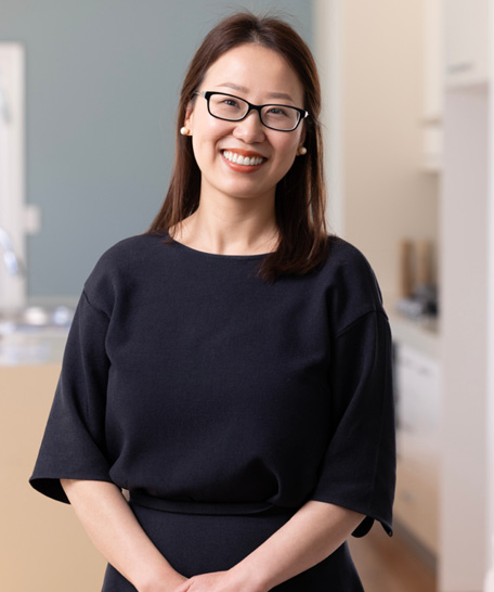 Sarah Zhou real estate agent